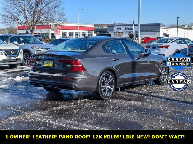 2024 Volvo S60 Core Dark Theme