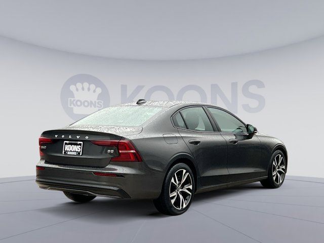 2024 Volvo S60 Core Dark Theme