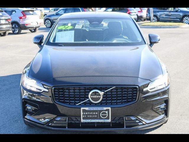 2024 Volvo S60 Core Dark Theme