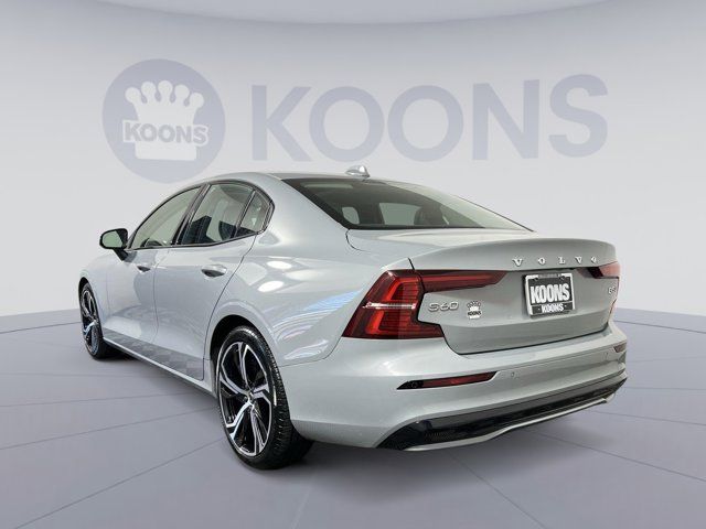 2024 Volvo S60 Core Dark Theme