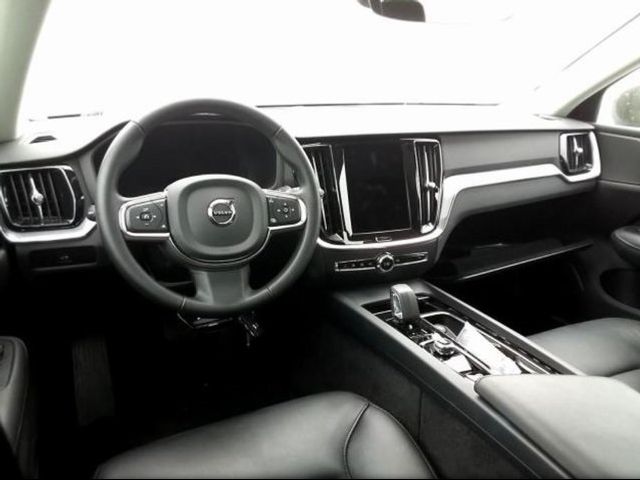 2024 Volvo S60 Core Dark Theme