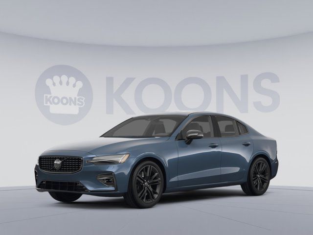 2024 Volvo S60 Core Dark Theme