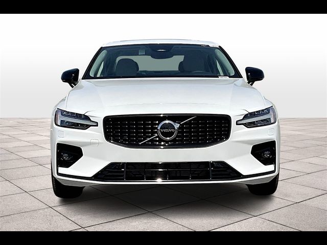 2024 Volvo S60 Core Dark Theme