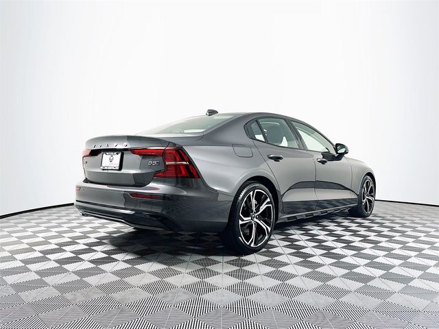 2024 Volvo S60 Core Dark Theme