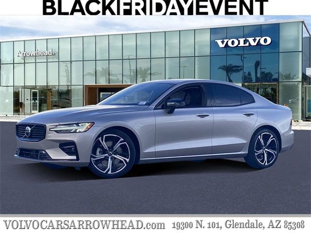 2024 Volvo S60 Core Dark Theme