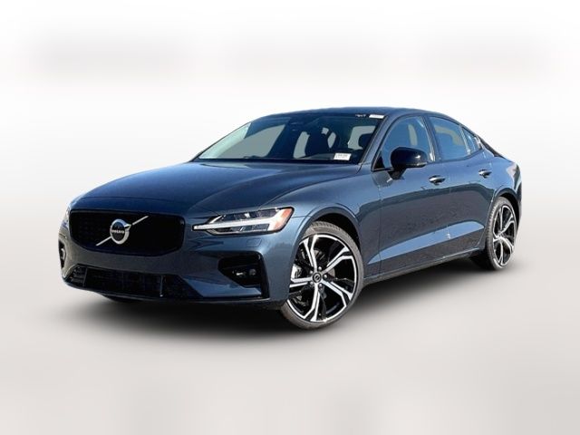 2024 Volvo S60 Core Dark Theme