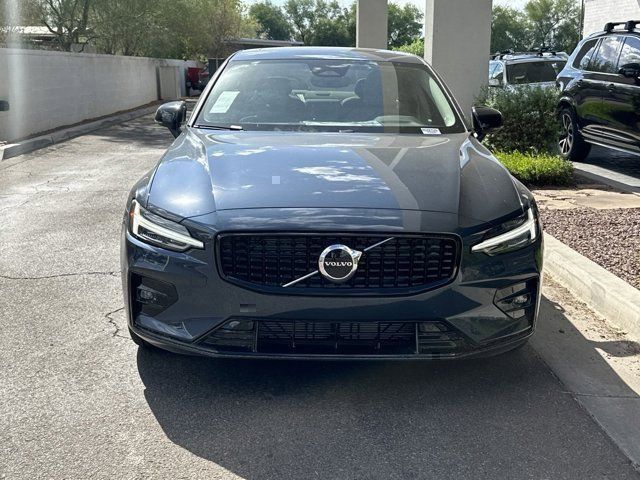 2024 Volvo S60 Core Dark Theme