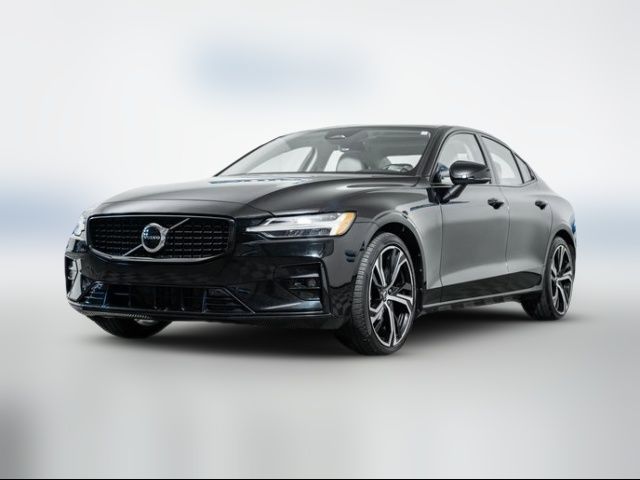2024 Volvo S60 Core Dark Theme
