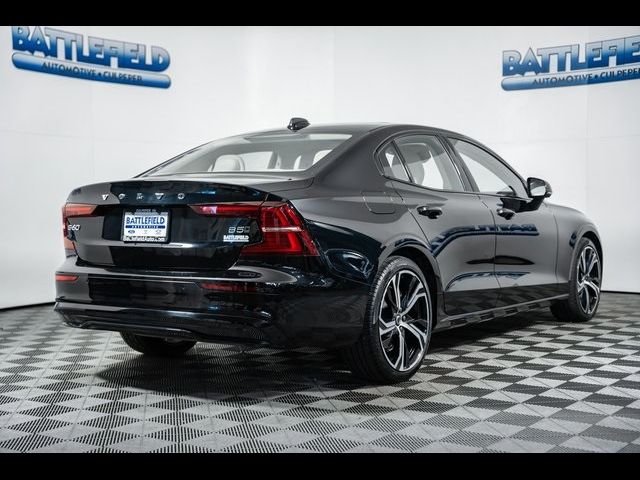 2024 Volvo S60 Core Dark Theme