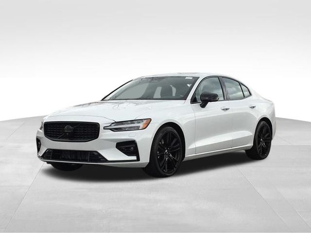 2024 Volvo S60 Plus Black Edition