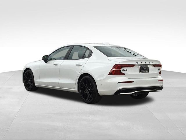 2024 Volvo S60 Plus Black Edition