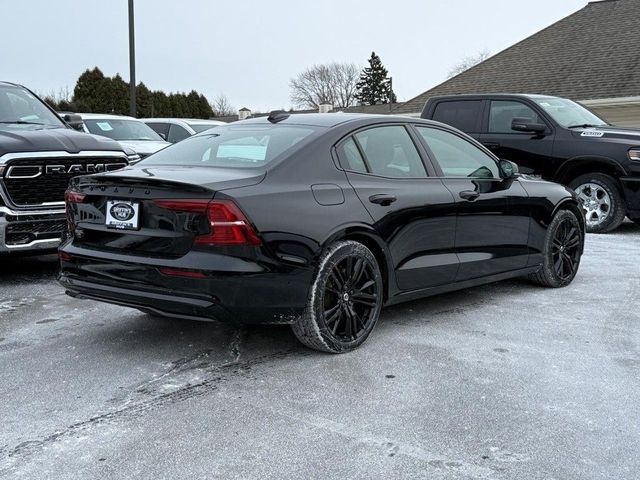 2024 Volvo S60 Plus Black Edition