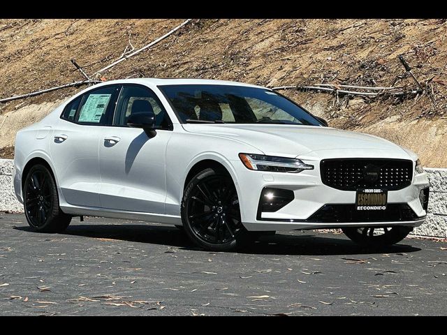 2024 Volvo S60 Plus Black Edition