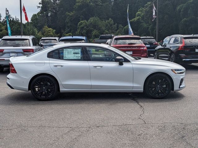 2024 Volvo S60 Plus Black Edition