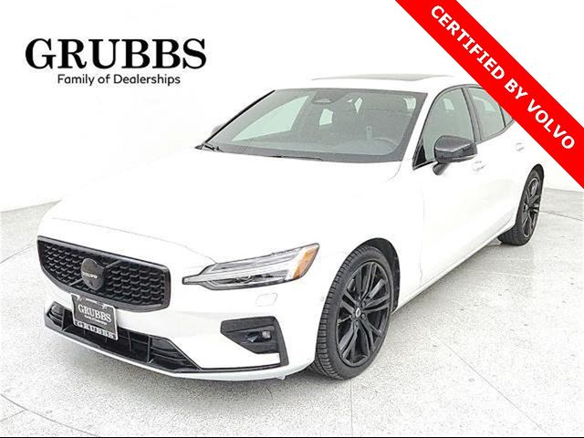 2024 Volvo S60 Plus Black Edition