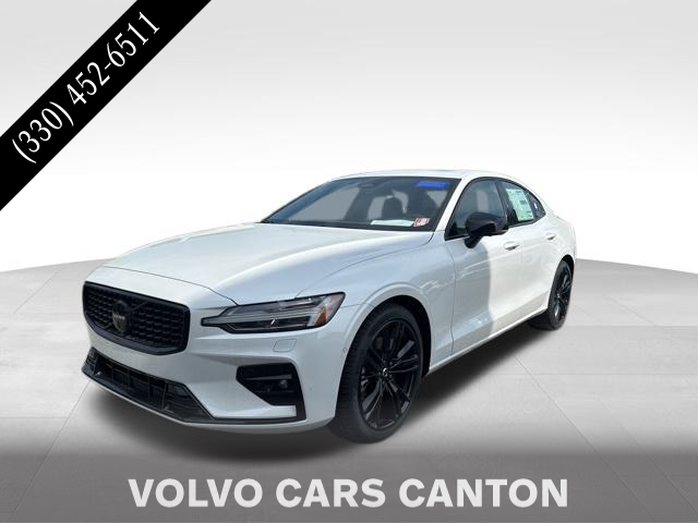 2024 Volvo S60 Plus Black Edition