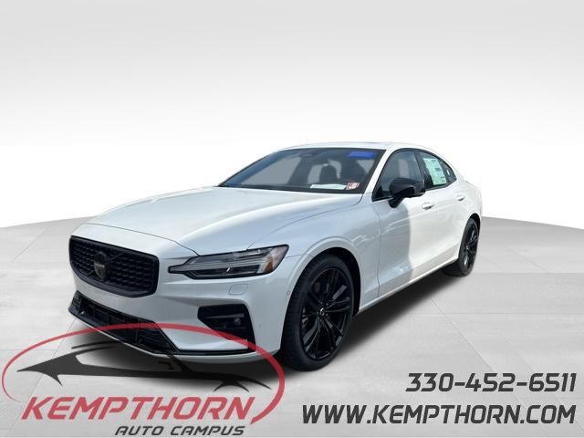 2024 Volvo S60 Plus Black Edition