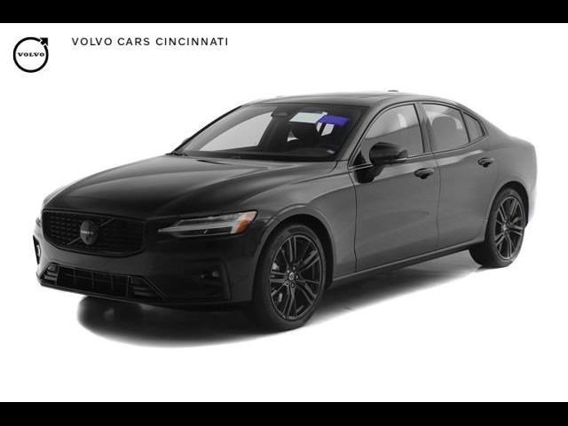 2024 Volvo S60 Plus Black Edition