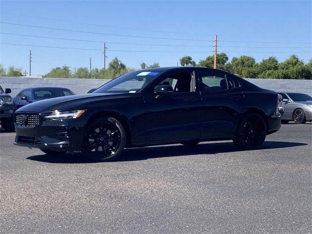 2024 Volvo S60 Plus Black Edition