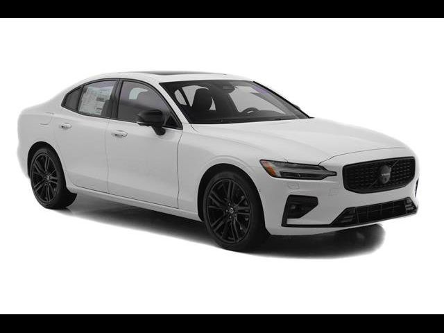 2024 Volvo S60 Plus Black Edition