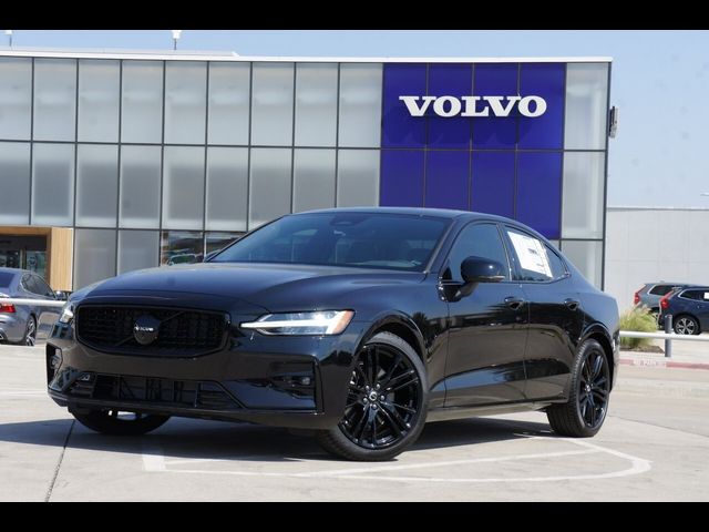 2024 Volvo S60 Plus Black Edition