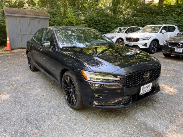 2024 Volvo S60 Plus Black Edition