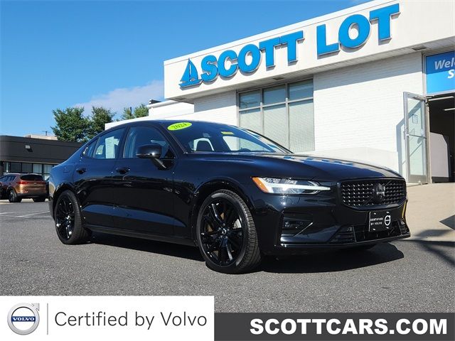 2024 Volvo S60 Plus Black Edition