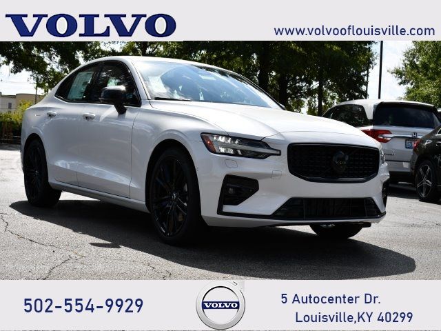 2024 Volvo S60 Plus Black Edition