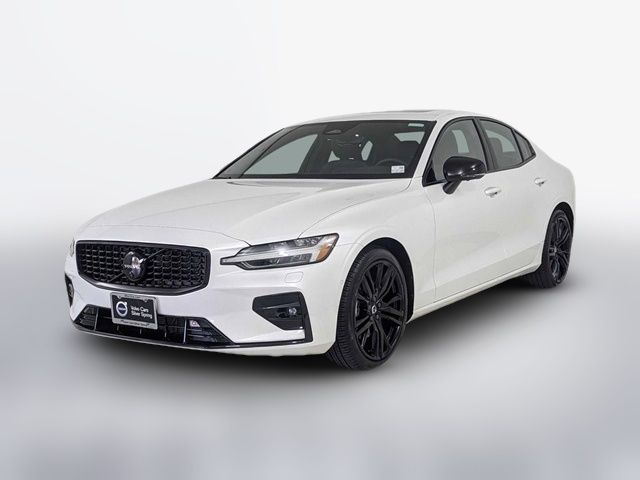 2024 Volvo S60 Plus Black Edition