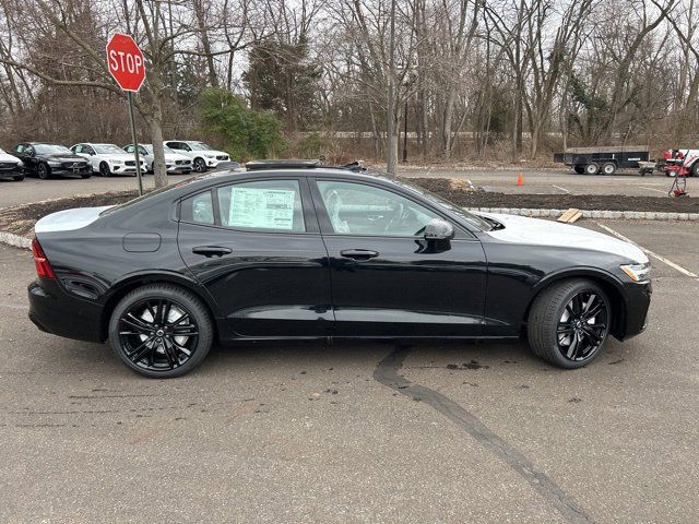 2024 Volvo S60 Plus Black Edition