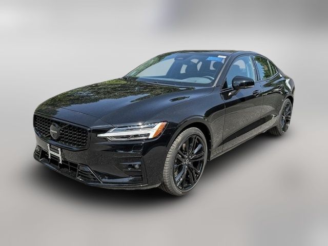 2024 Volvo S60 Plus Black Edition