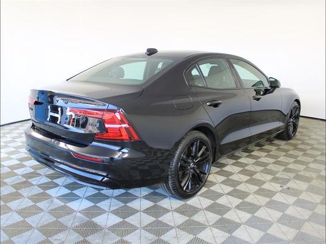 2024 Volvo S60 Plus Black Edition