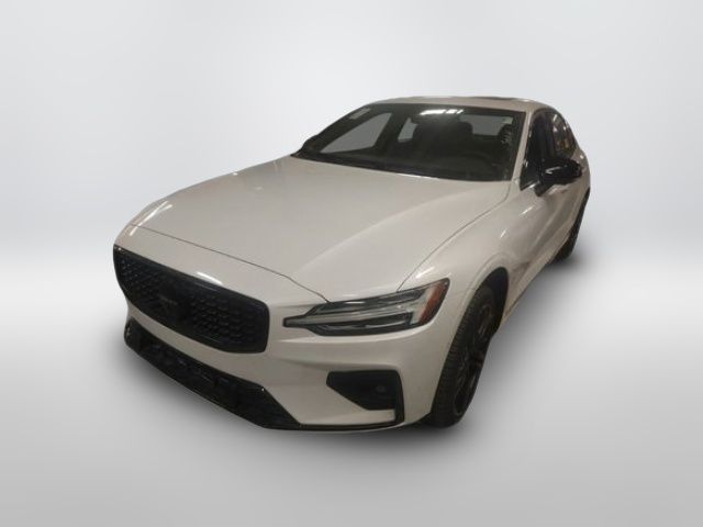 2024 Volvo S60 Plus Black Edition