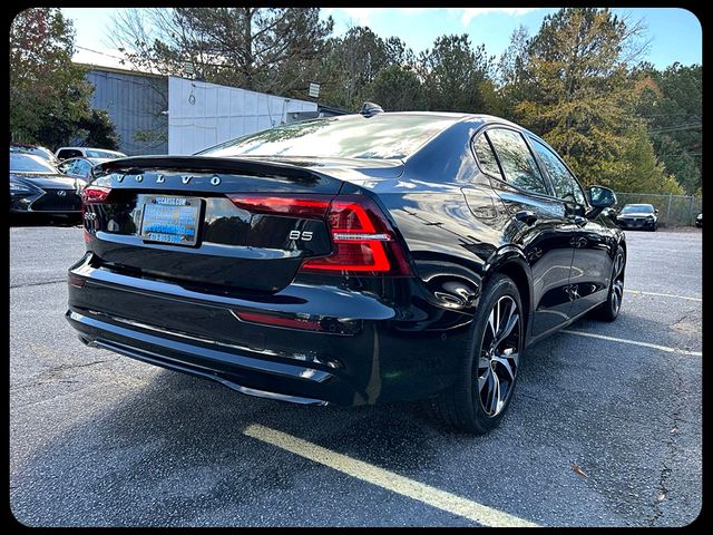 2024 Volvo S60 Plus Dark Theme