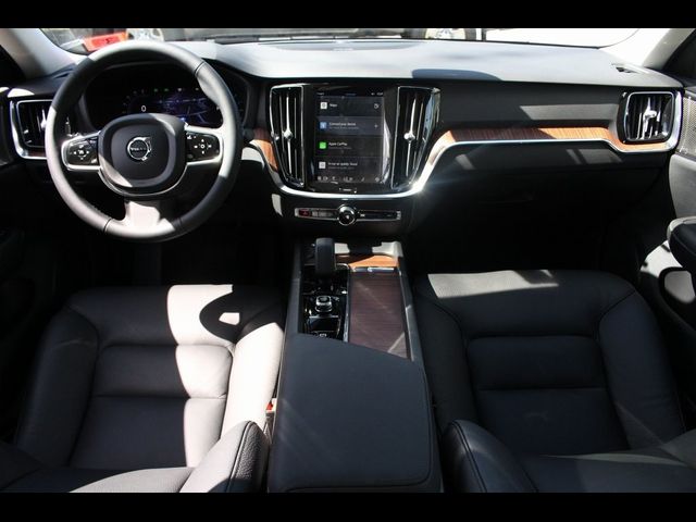 2024 Volvo S60 Plus Dark Theme