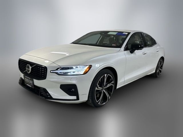 2024 Volvo S60 Plus Dark Theme