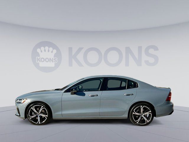 2024 Volvo S60 Plus Dark Theme