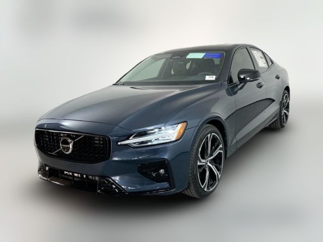 2024 Volvo S60 Plus Dark Theme