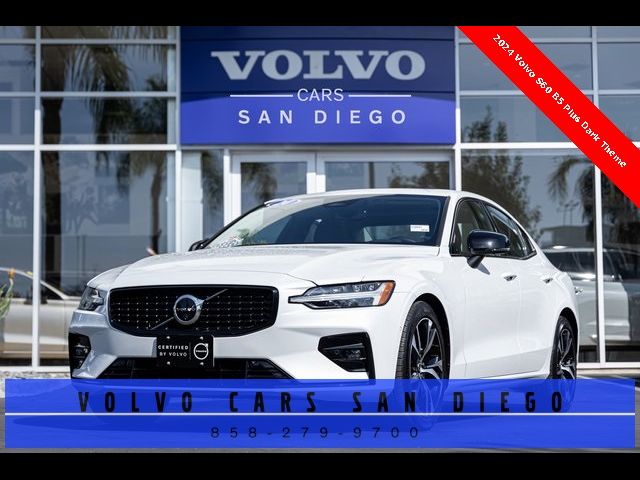 2024 Volvo S60 Plus Dark Theme