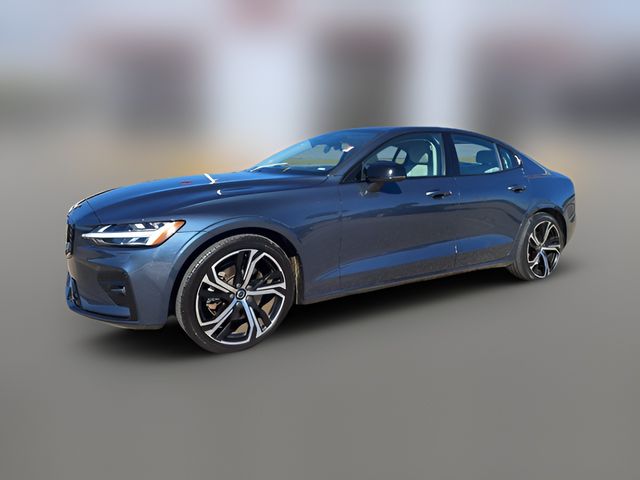 2024 Volvo S60 Plus Dark Theme