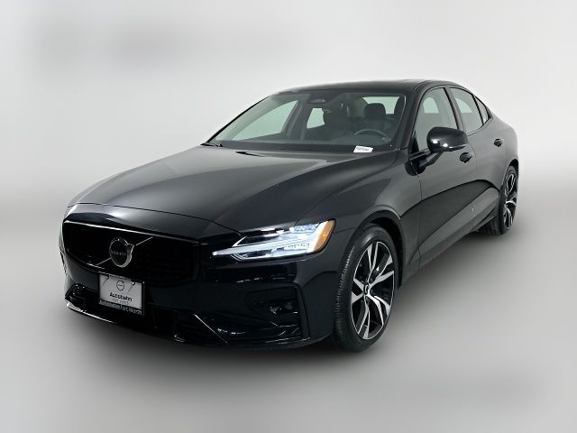 2024 Volvo S60 Plus Dark Theme