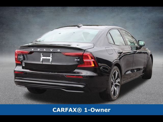 2024 Volvo S60 Plus Dark Theme