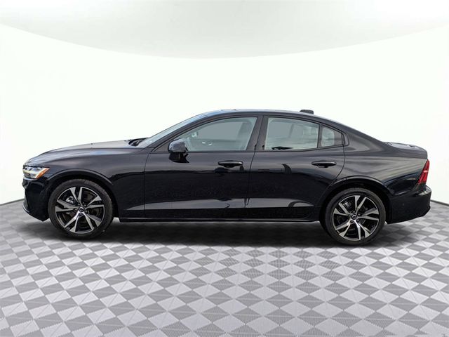 2024 Volvo S60 Plus Dark Theme