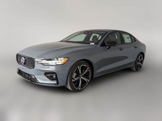 2024 Volvo S60 Plus Dark Theme