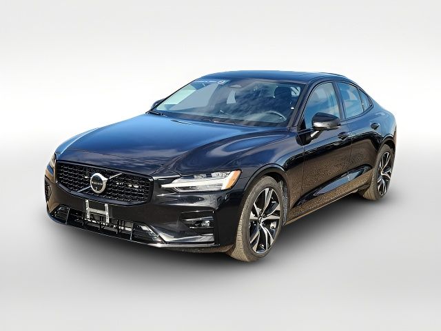 2024 Volvo S60 Plus Dark Theme