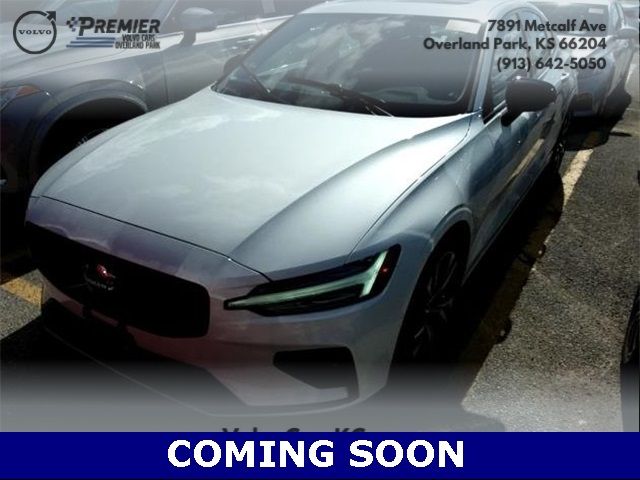 2024 Volvo S60 Plus Dark Theme