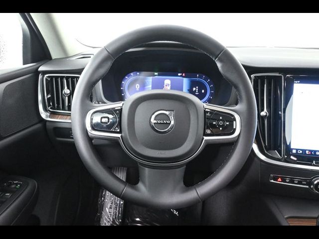 2024 Volvo S60 Plus Dark Theme