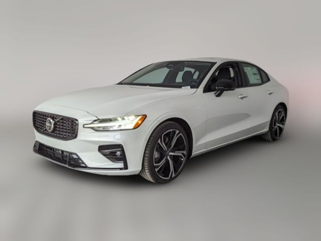 2024 Volvo S60 Plus Dark Theme