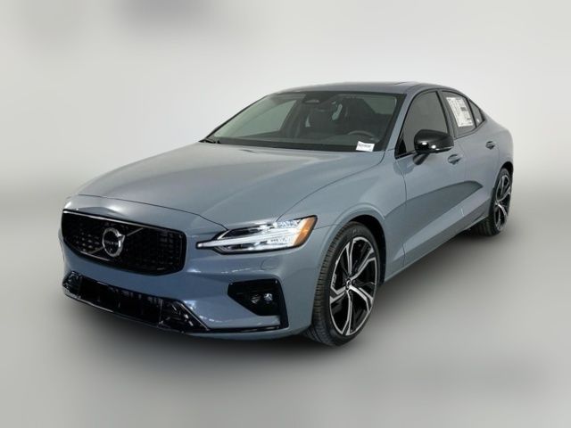 2024 Volvo S60 Plus Dark Theme