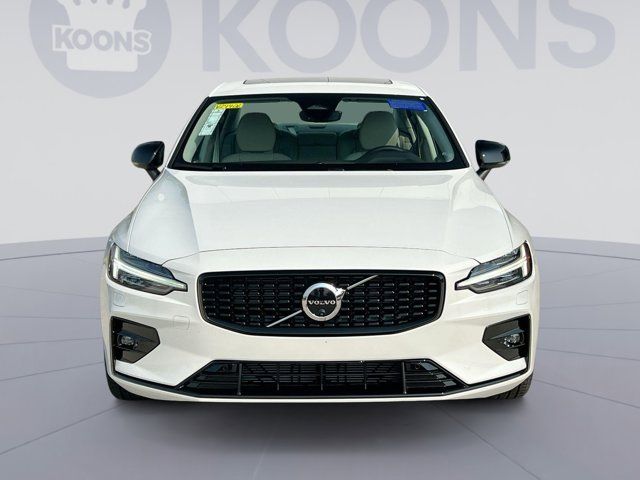 2024 Volvo S60 Plus Dark Theme